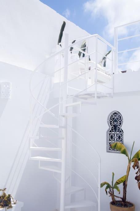 Casa Sira-Charming Home In The Heart Of The Kasbah Tanger Extérieur photo